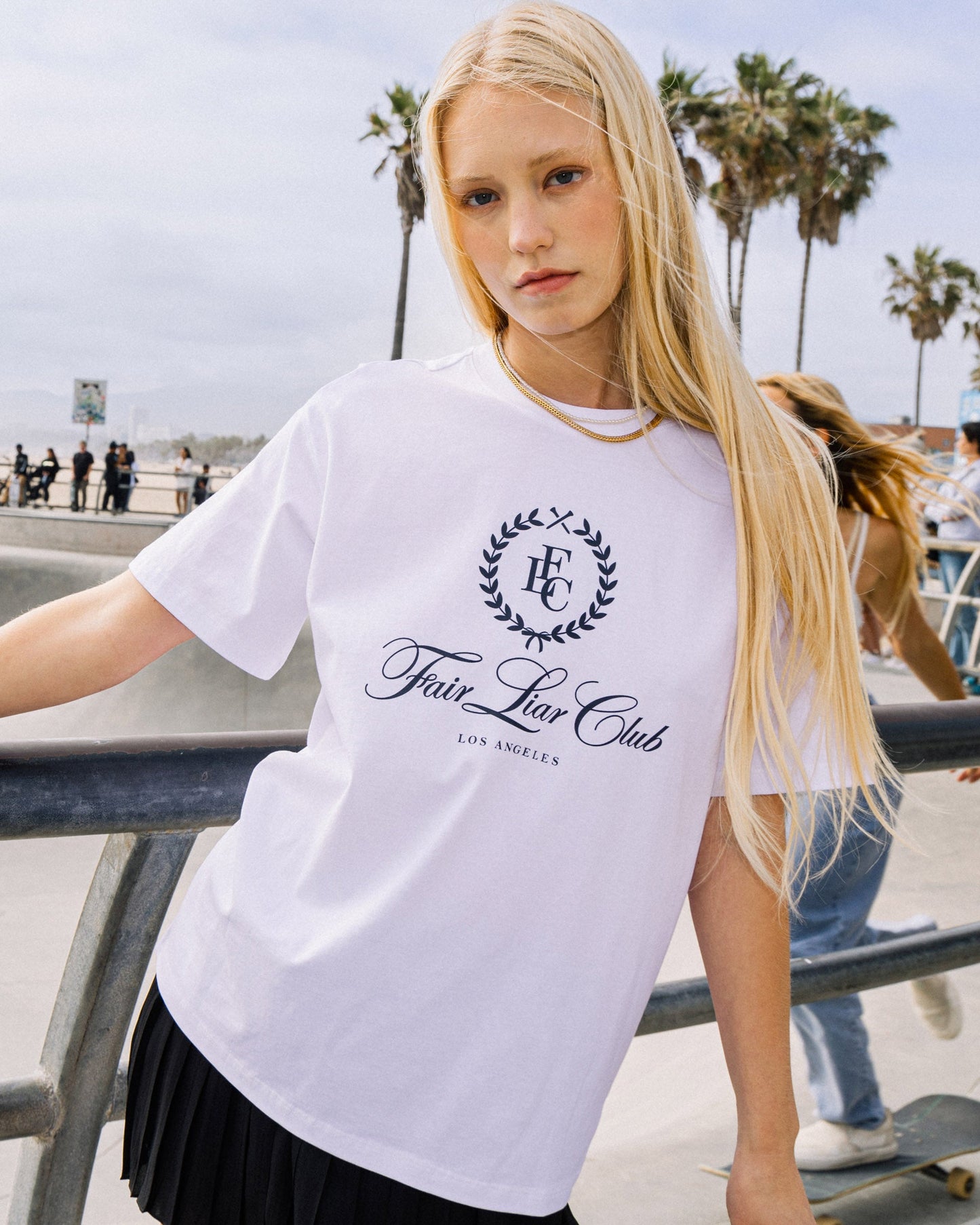 FLC オーバーサイズ LA Tシャツ