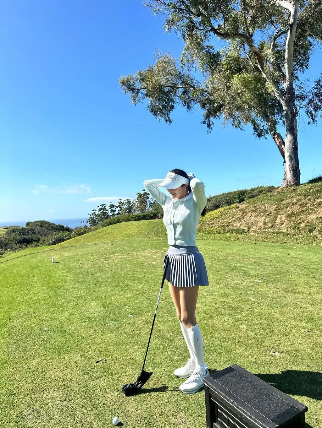 ケーブルカーディガン
