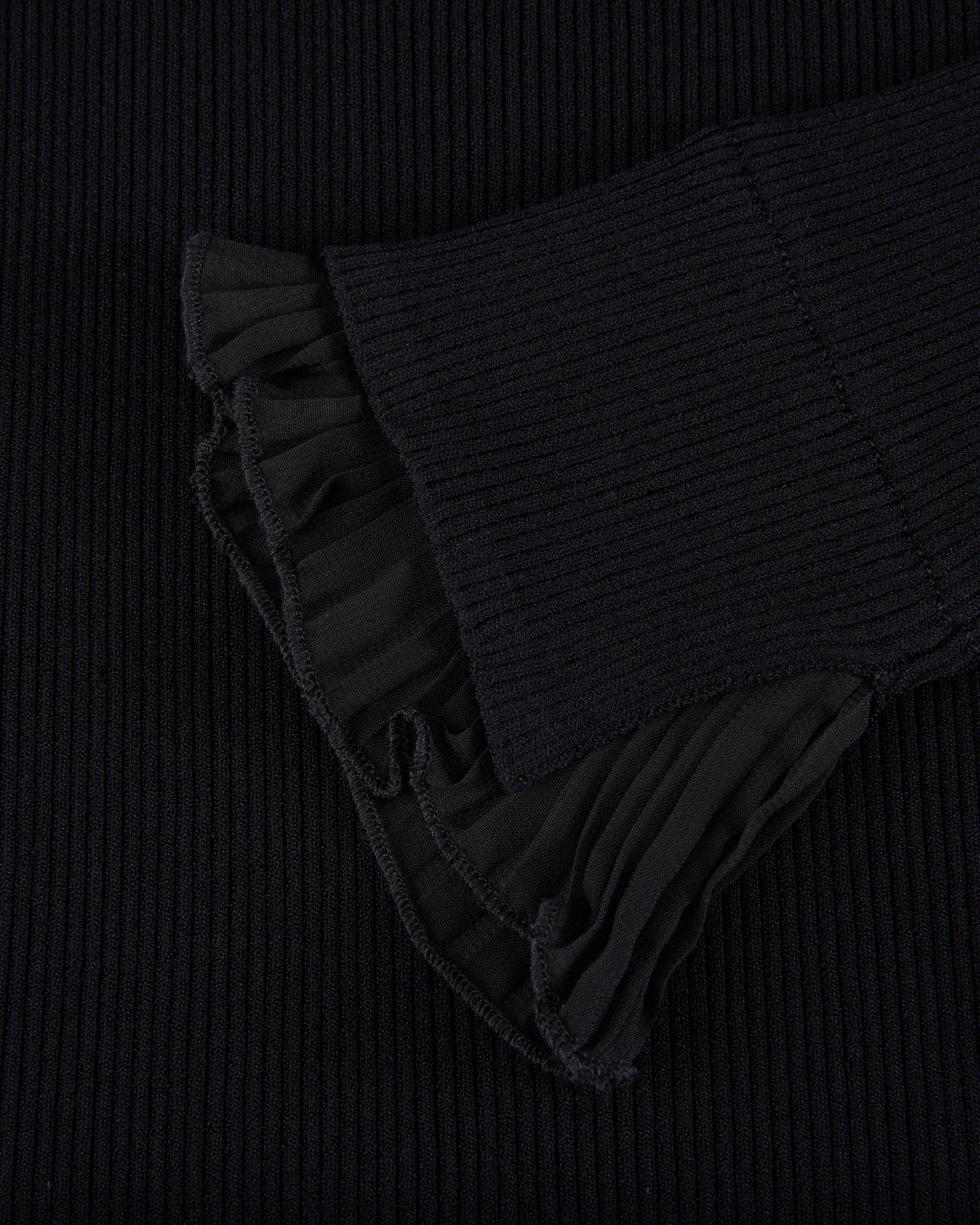 ウィメンズダブルフリルハイネックリブニット