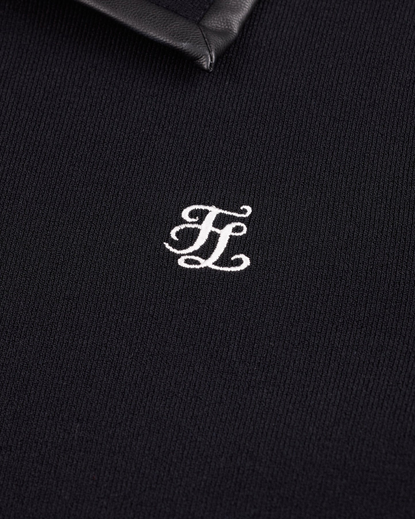 レザーカラーマッチニット