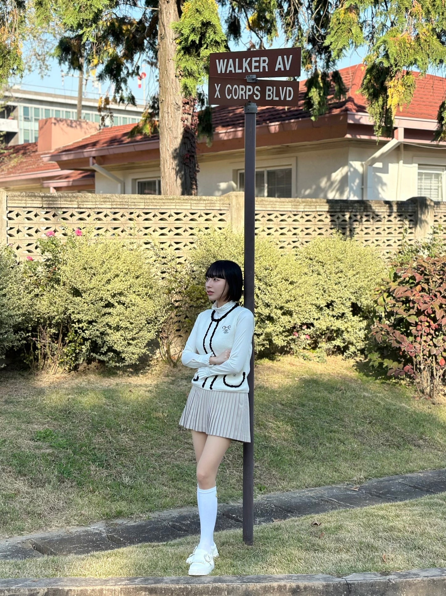 パールバックルローファー