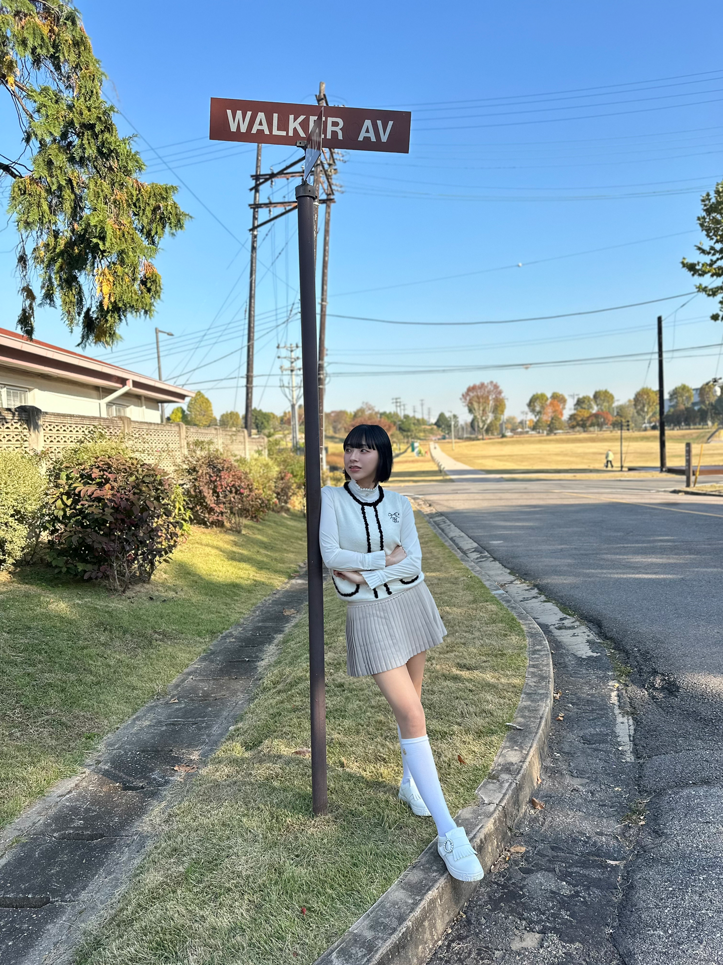 パールバックルローファー