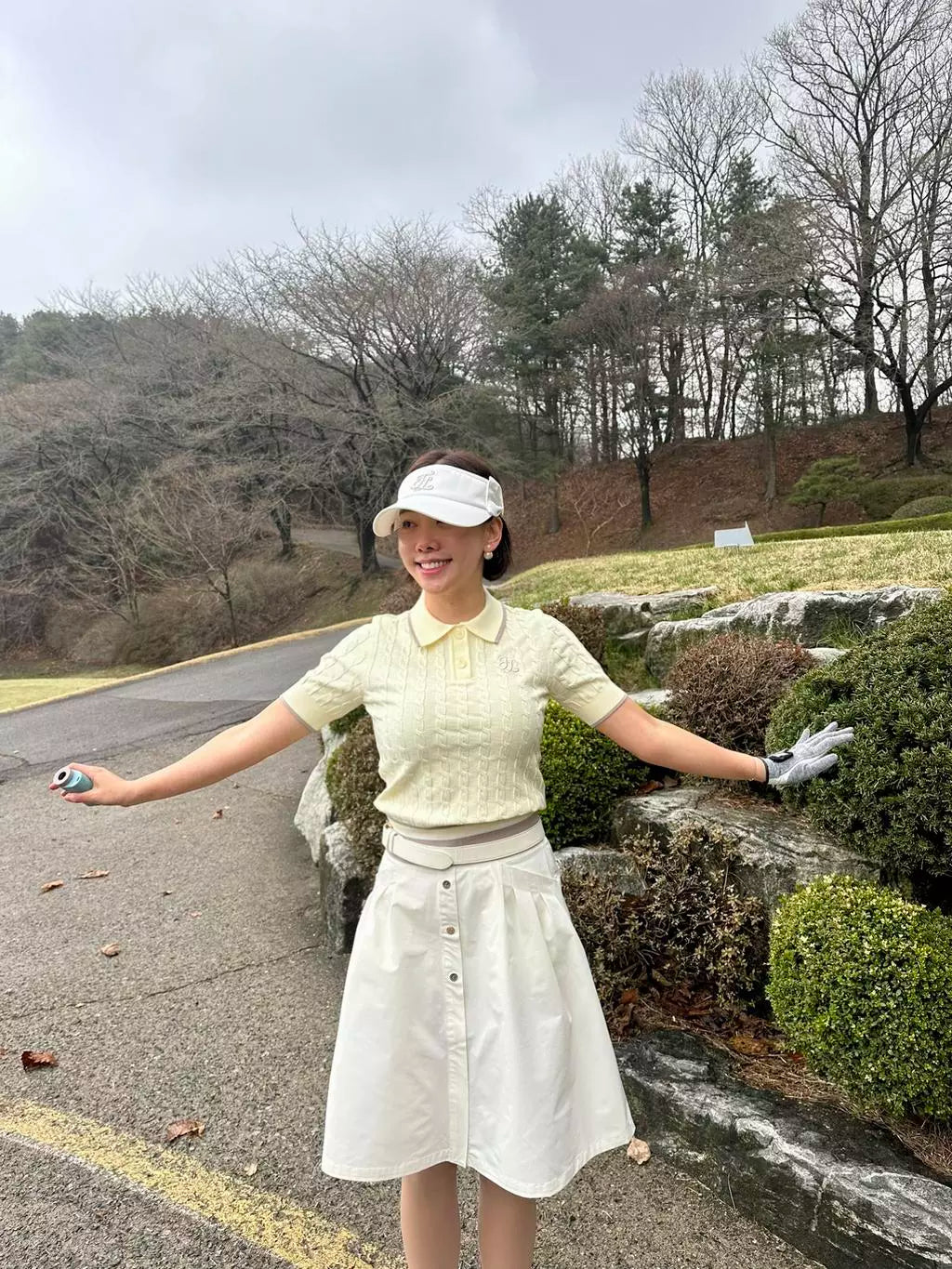 ケーブルカラークロップニット