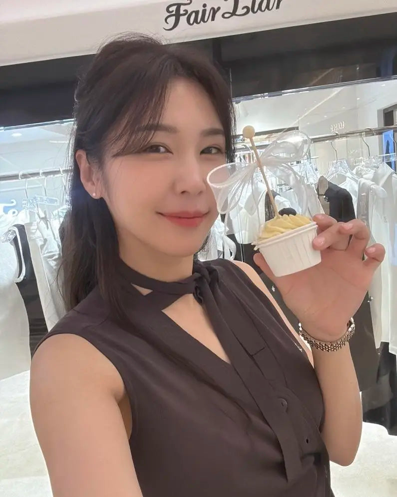 25SS ノースリーブVネックニットベストカーディガン