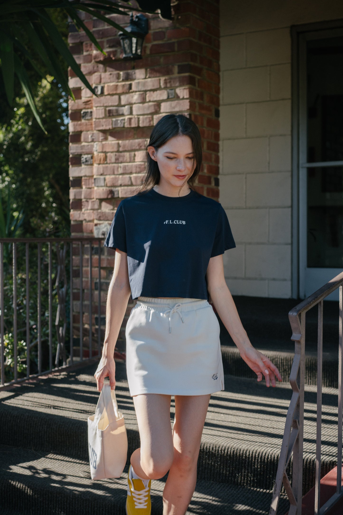 F.L Club クロップドTシャツ
