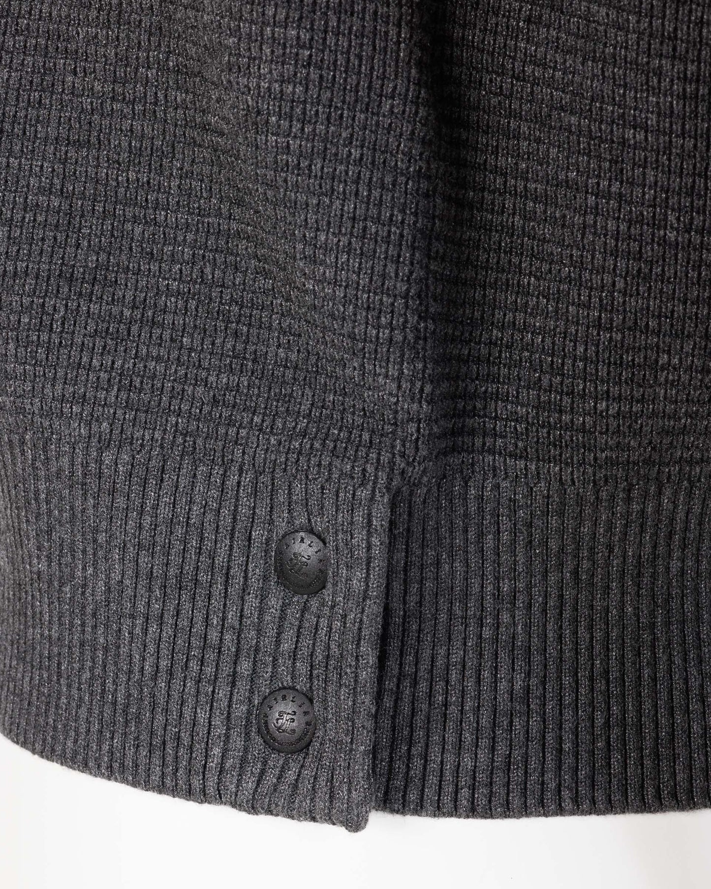 メンズ ワッフルニットラウンドネックセーター