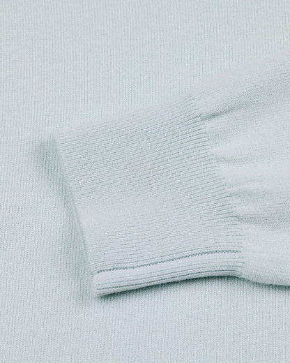 デタッチブルラウンドカラーTシャツ