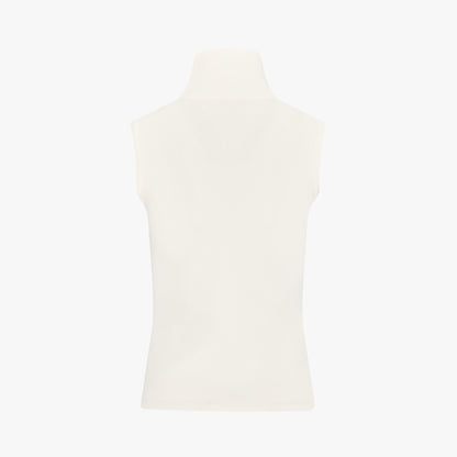 ハイネックノースリーブニット