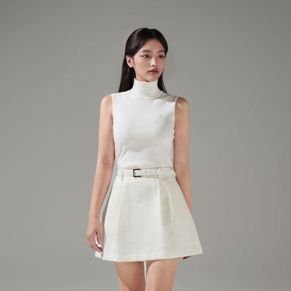 ハイネックノースリーブニット