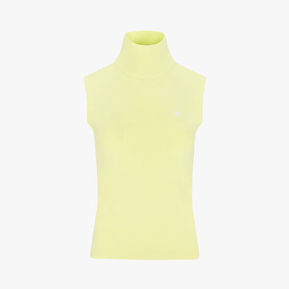 ハイネックノースリーブニット