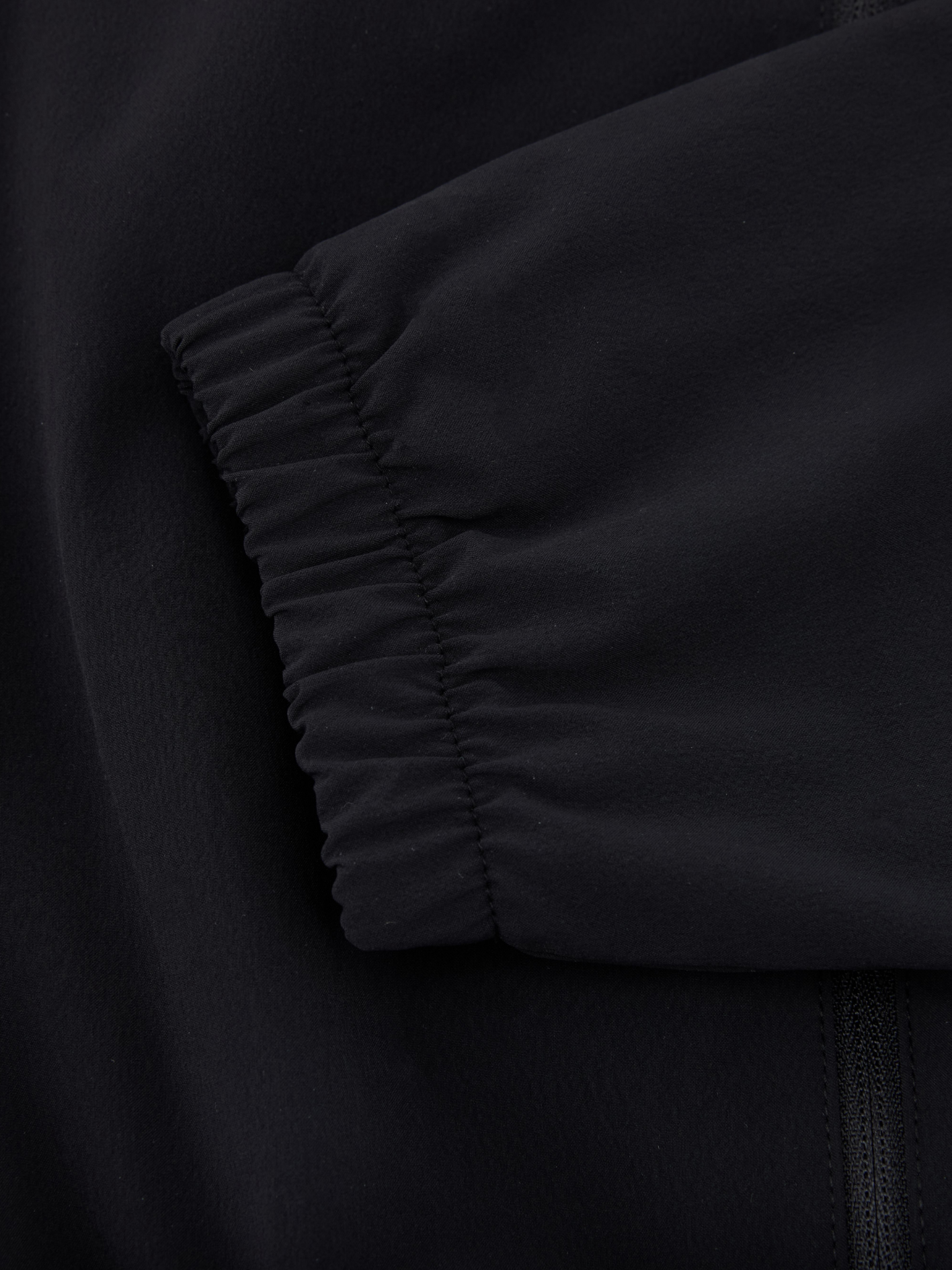 25SS ラッフルヘムジップアップジャンパー