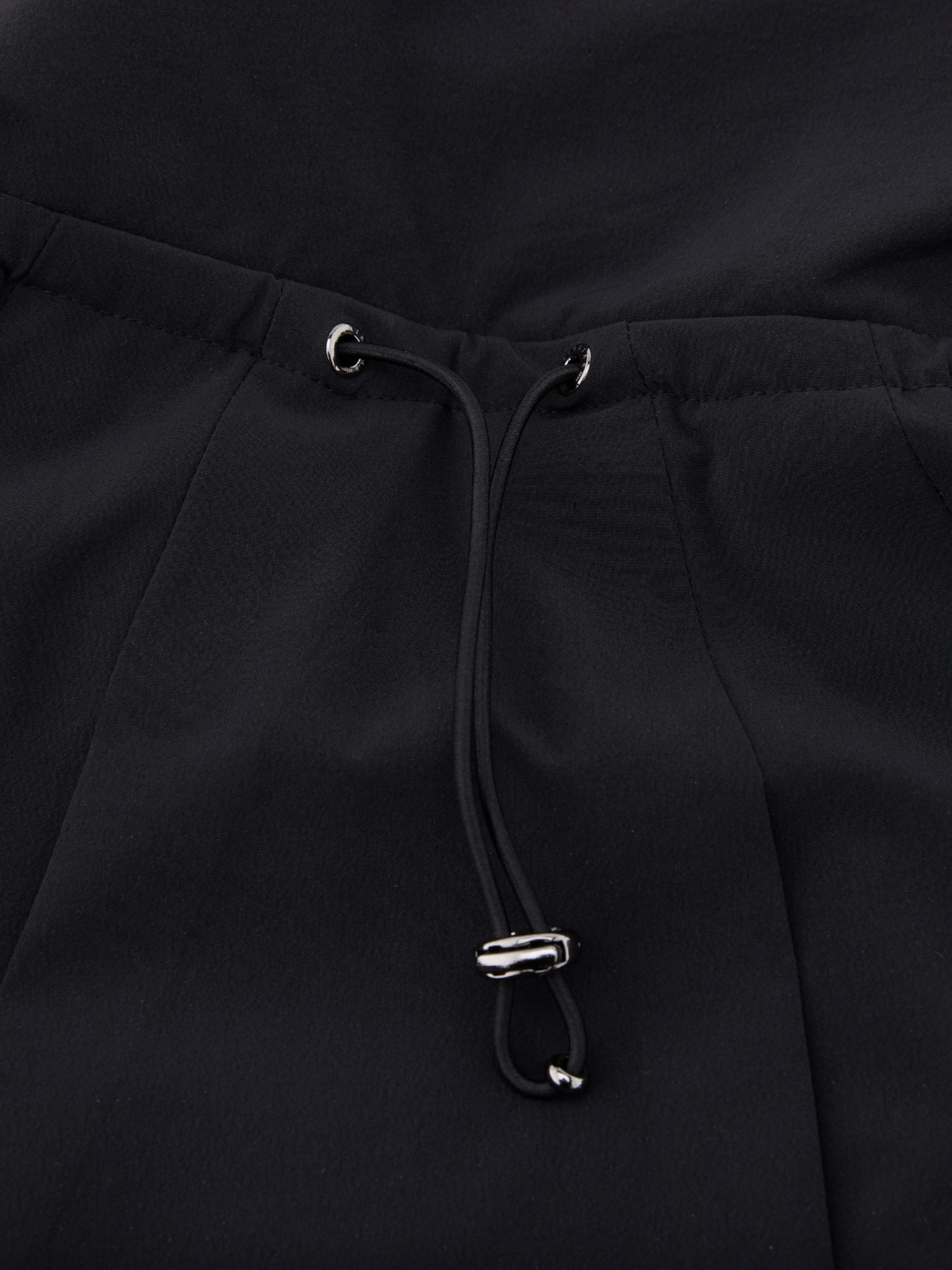 25SS ラッフルヘムジップアップジャンパー