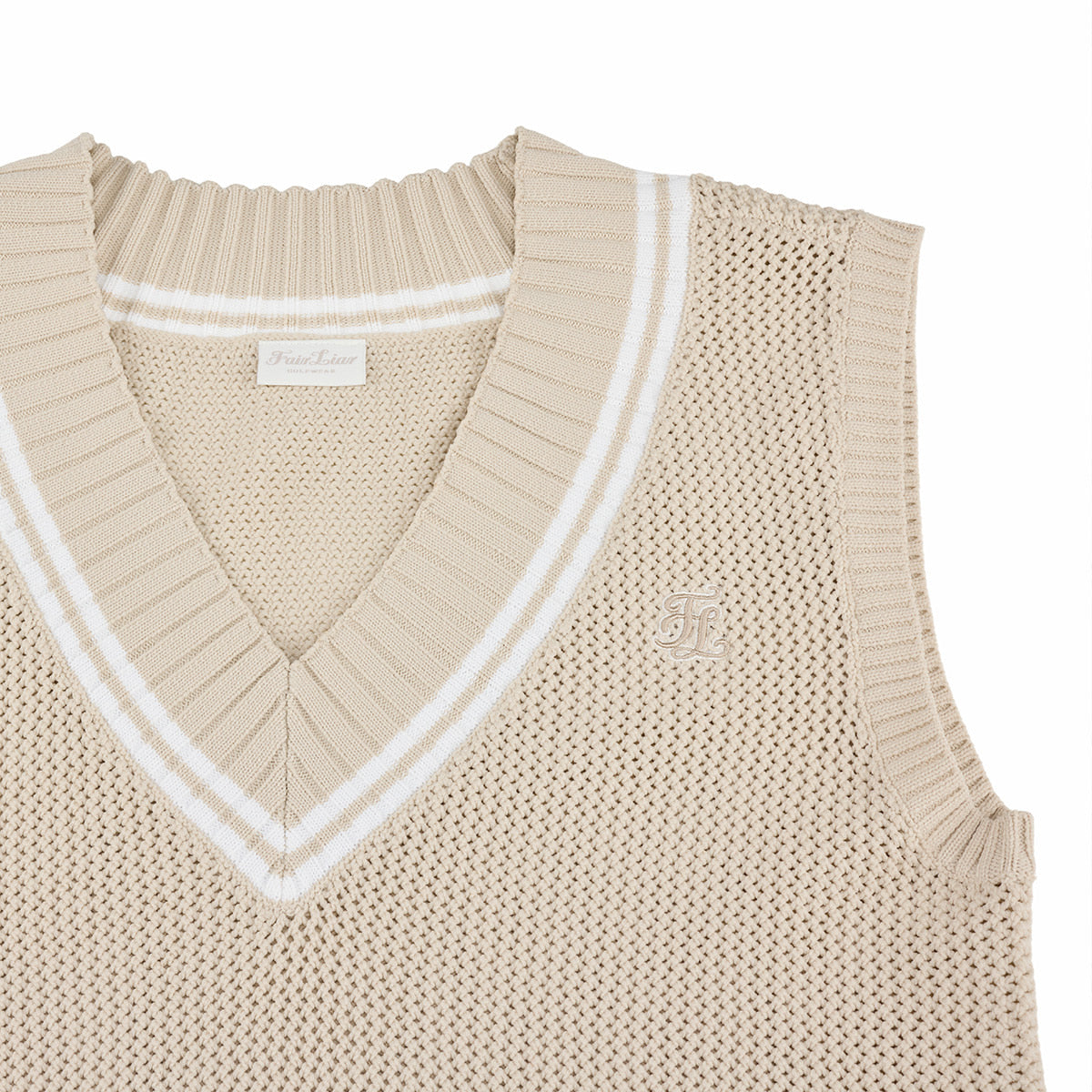 スカシ編みVネックベスト (ベージュ)