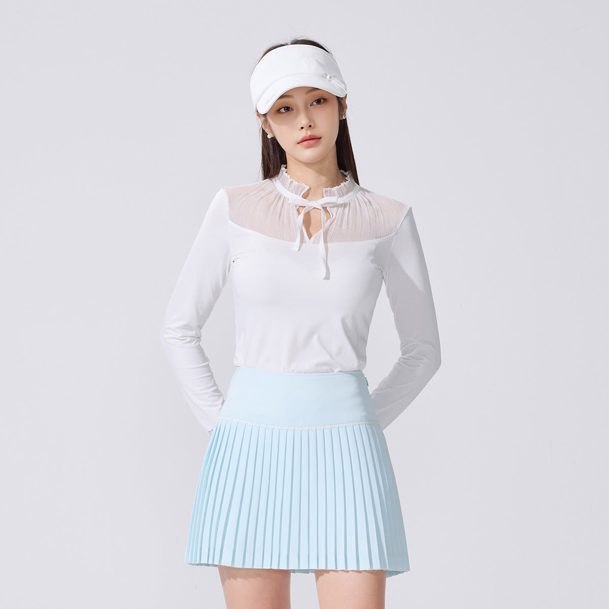 シースルーシャーリングハイネックTシャツ (ホワイト)