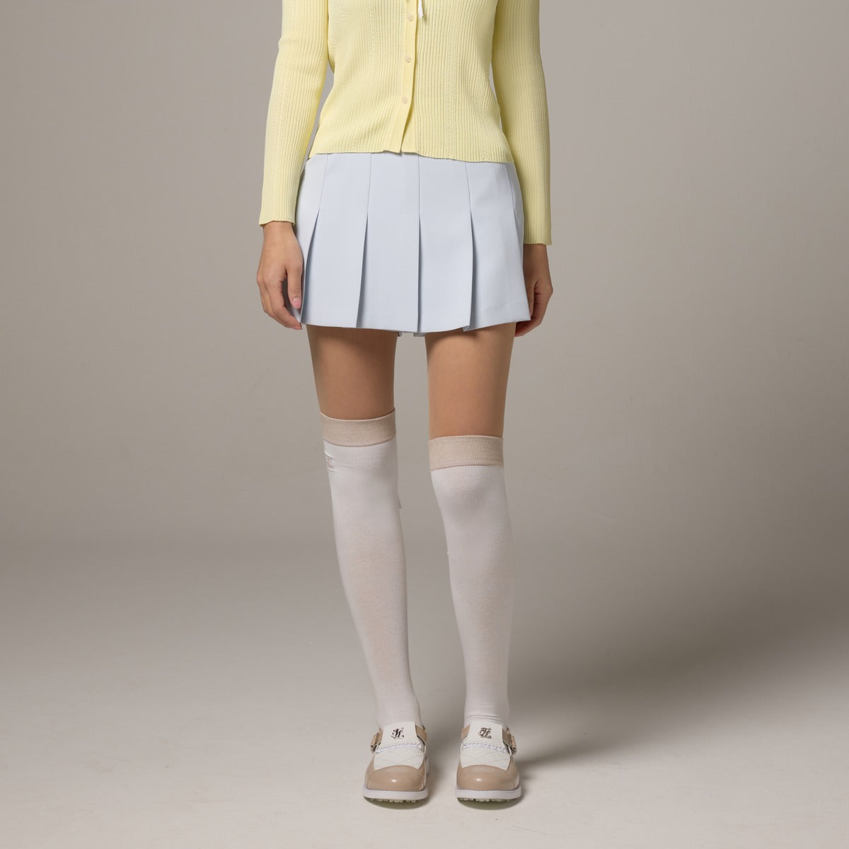プリーツショートパンツスカート (ブルー) 着用イメージ [FF6SK12FBL_32.jpg]